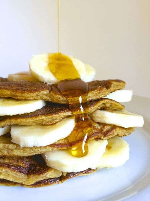 Peanut Butter Banana Greek Yogurt Pancakes - The Lemon Bowl