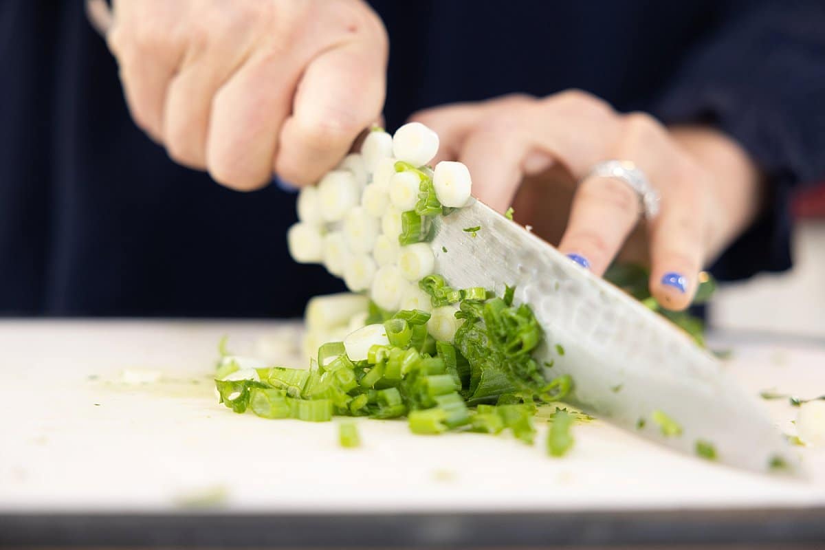 Mincing Scallions