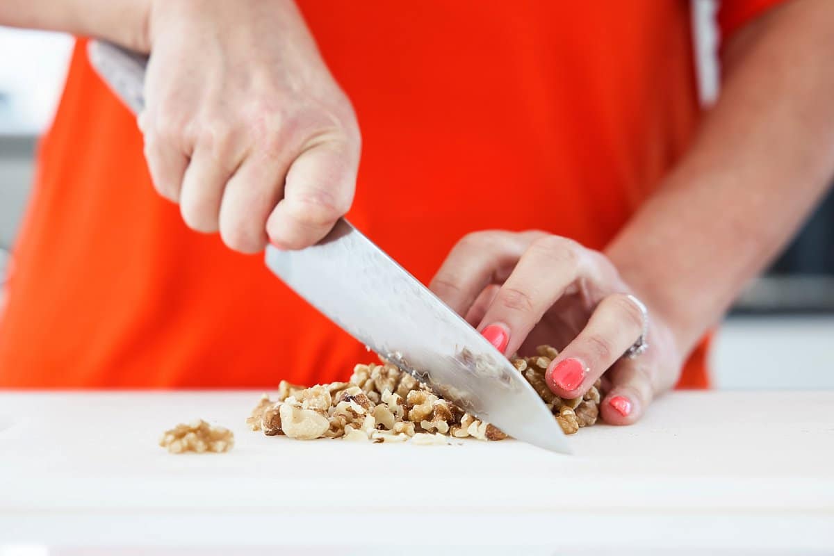 chopping walnuts