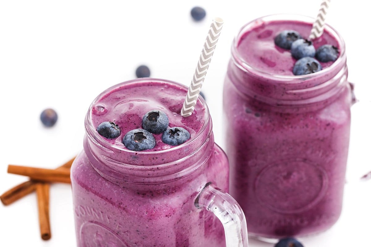 closeup of Blueberry Cinnamon Smoothie