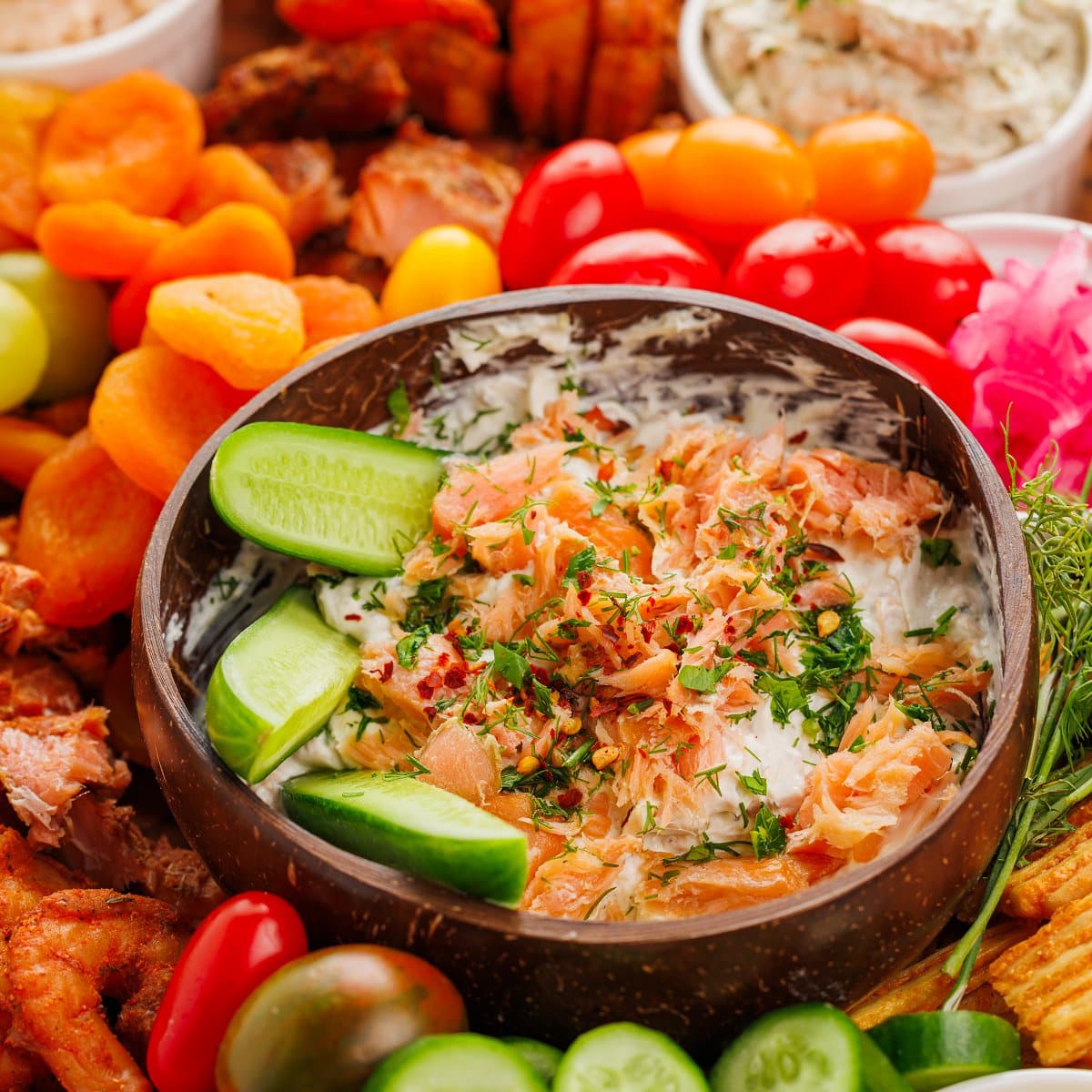 How to Make a Smoked Fish Charcuterie Board (Seacuterie Board Ideas)